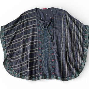 Johnny Was Cherpas Embroidered Rayon Poncho Top Flowy Shirt Boho Romantic Wmns M